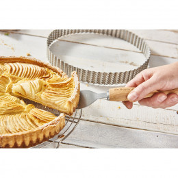 Round fluted tart ring, perforated stainless steel