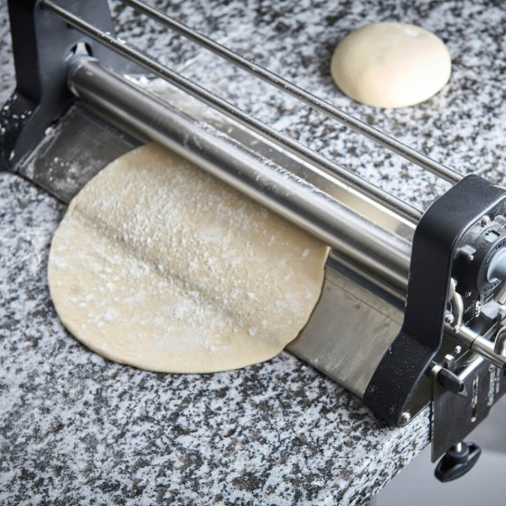 Teigausrollmaschine PRO