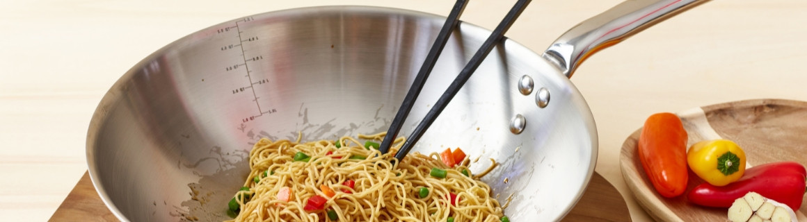 Wok aus Edelstahl