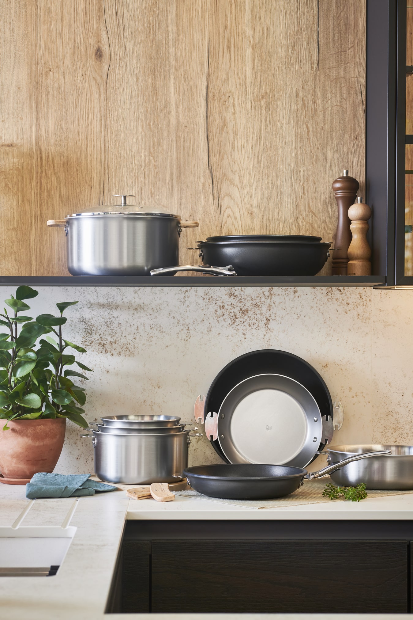 What You Need To Know About Removable Handle Cookware – de Buyer