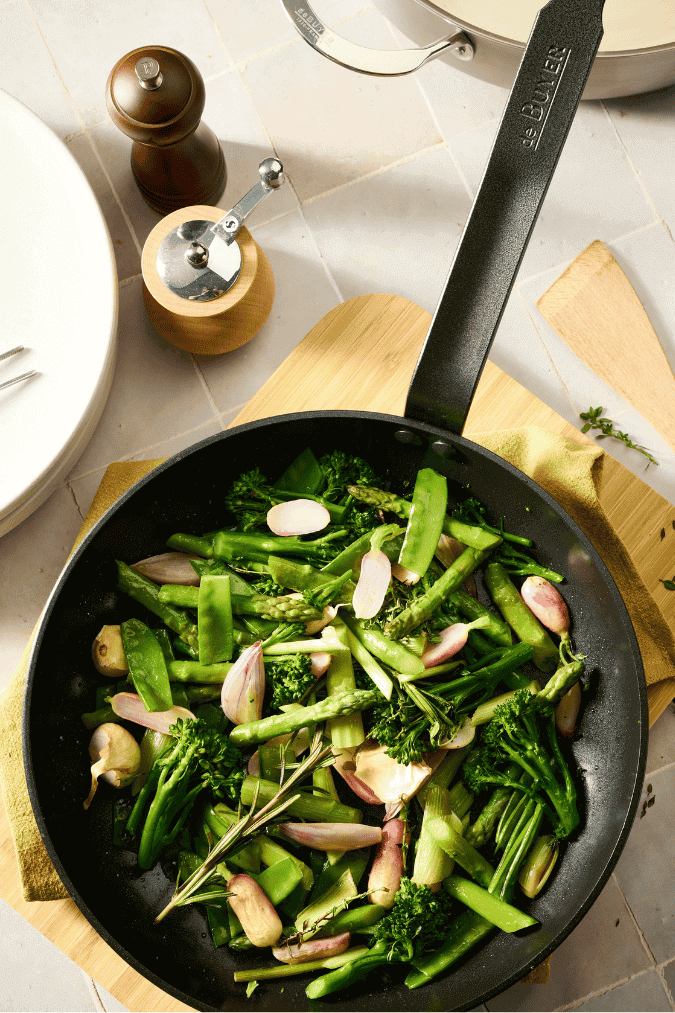 Vegetables sautéed in a Buyer ceramic frying pan