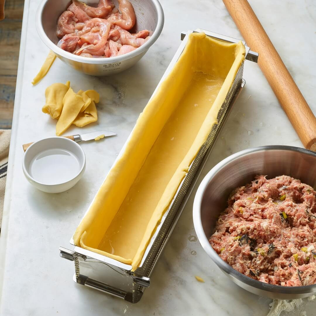 Perforated stainless steel Pâté en croûte Mould GEOFORME 24x5x6cm