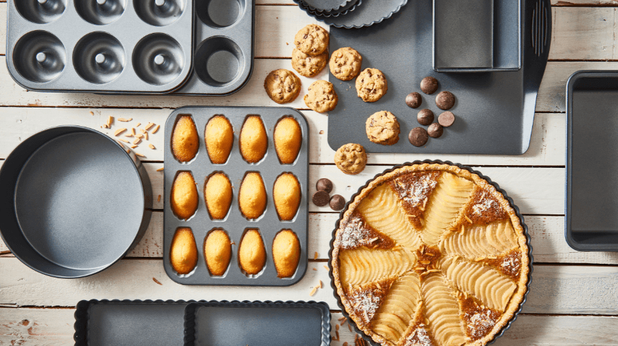 Cake molds
